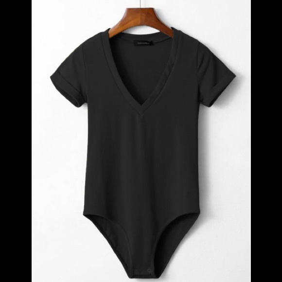 Tops - 💋The Vneck Tee Bodysuit